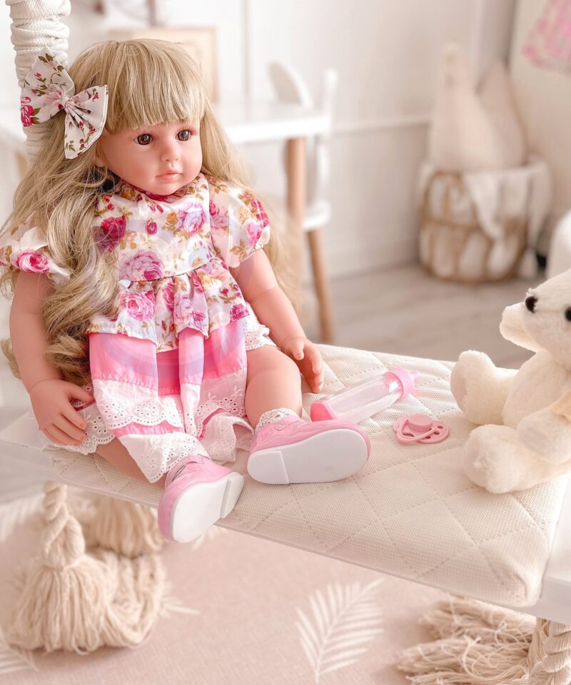 Laps mängib nuku Marciaga