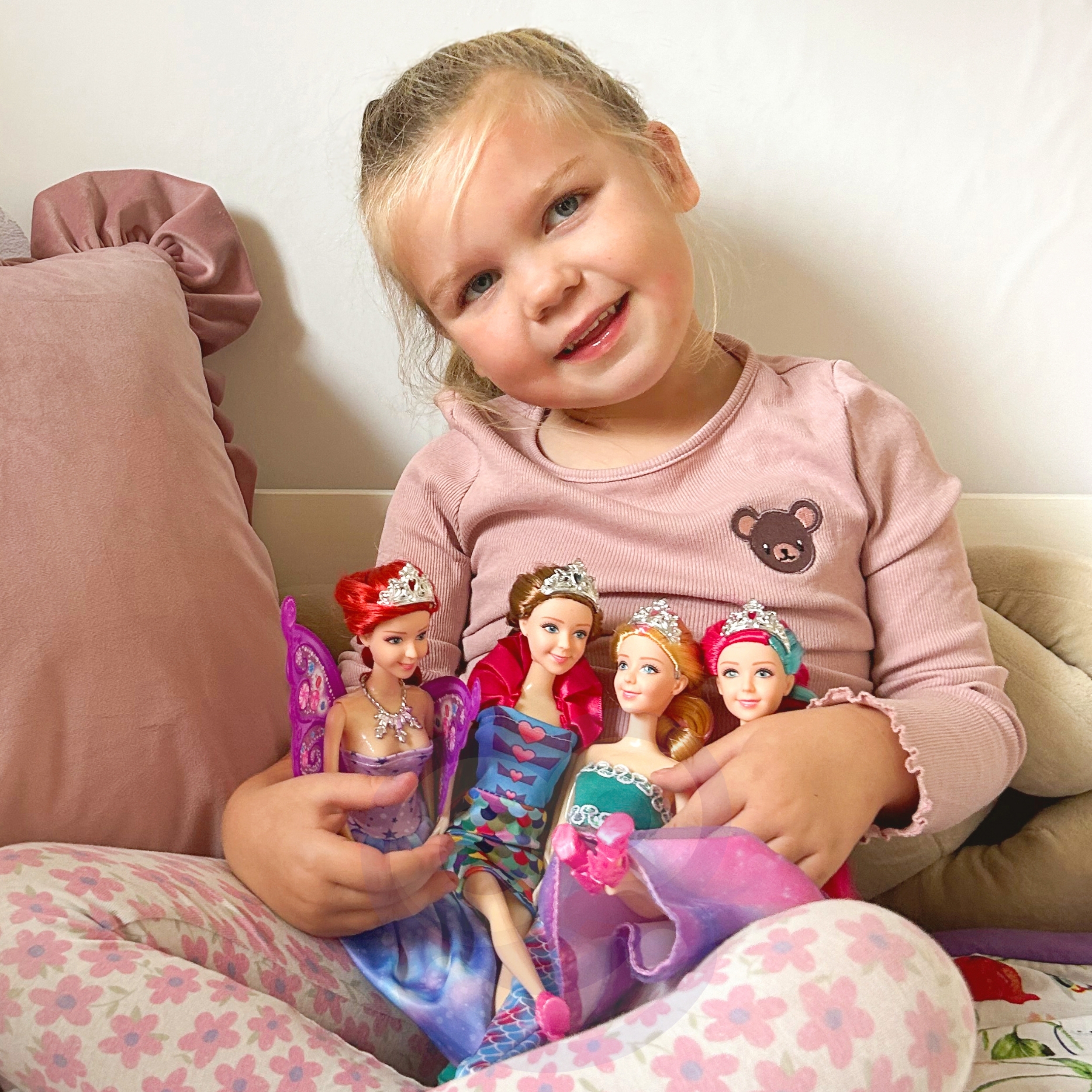 Kaunid kostüümid ja aksessuaarid