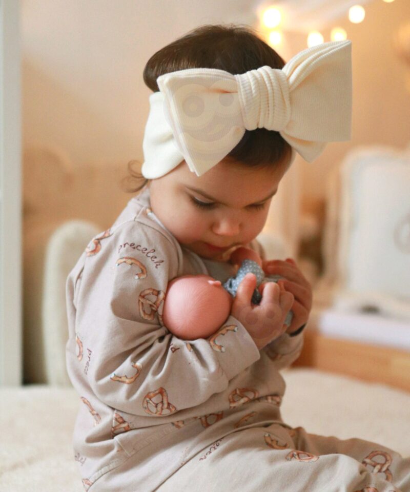 Rõõmsameelne beebilutt lastele