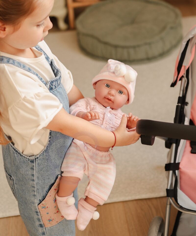 Ohututest materjalidest nukubeebi