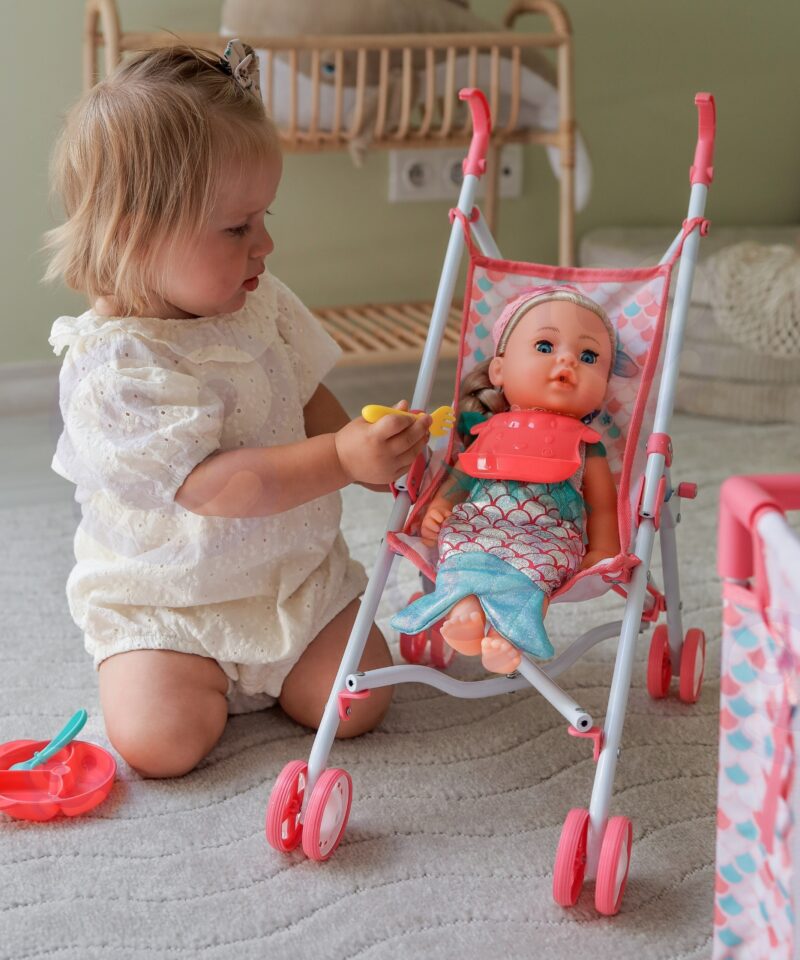 Loovad mänguvõimalused merineitsi komplektis