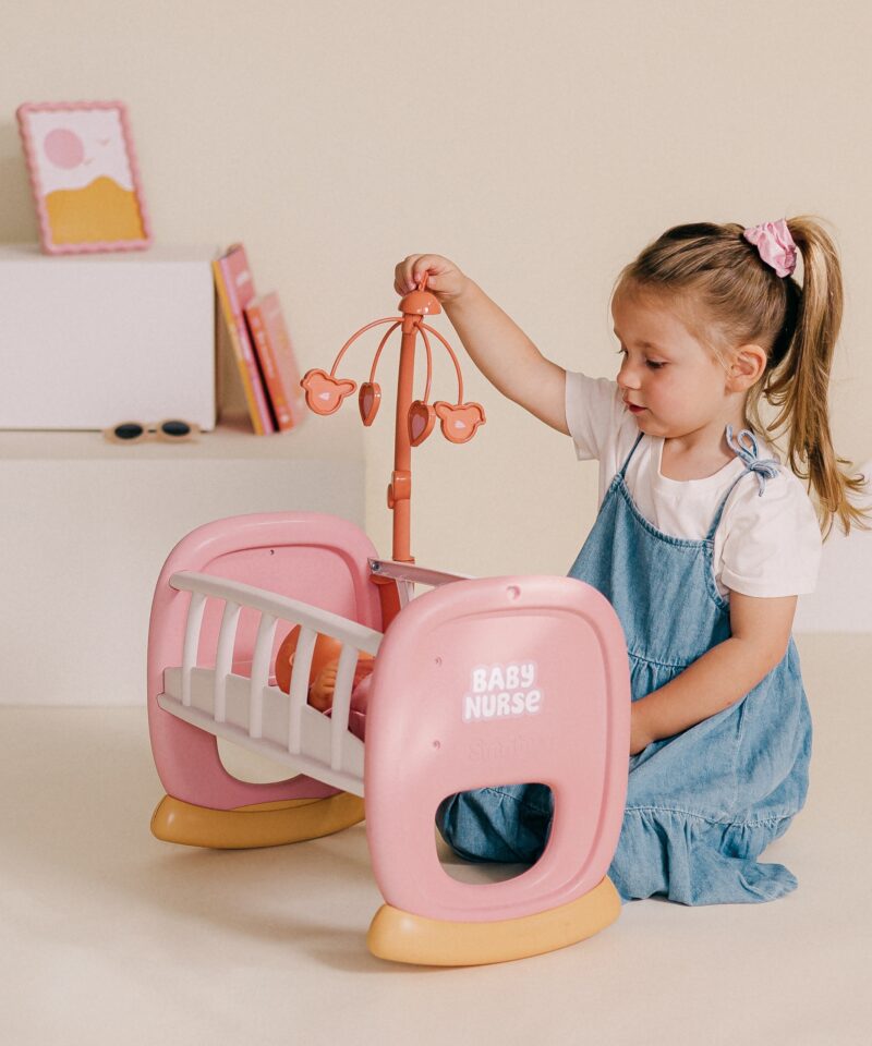 Käsitsi pööratav muusikakarussell