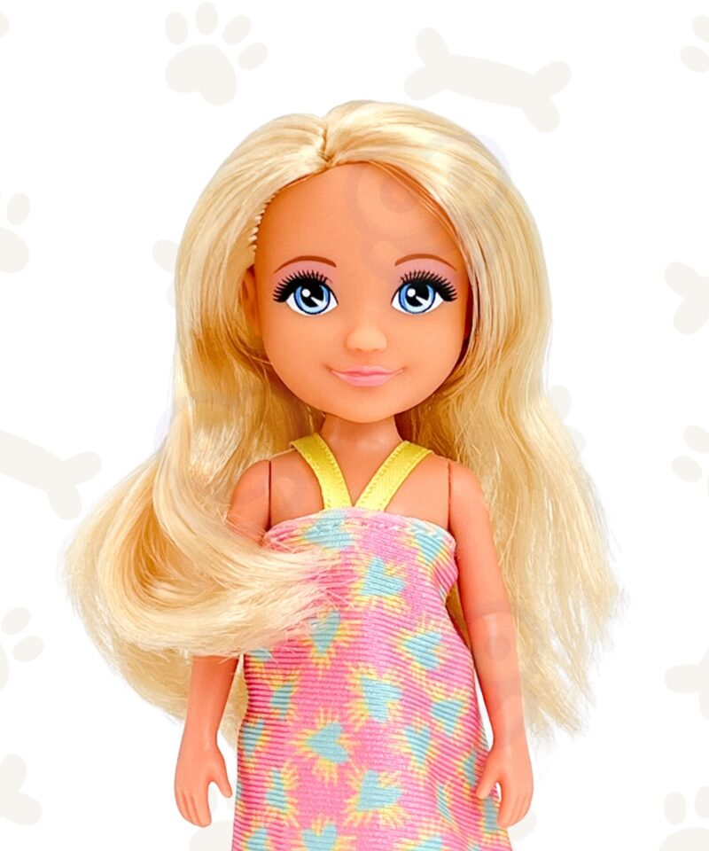 Koer muudab värvi vannis