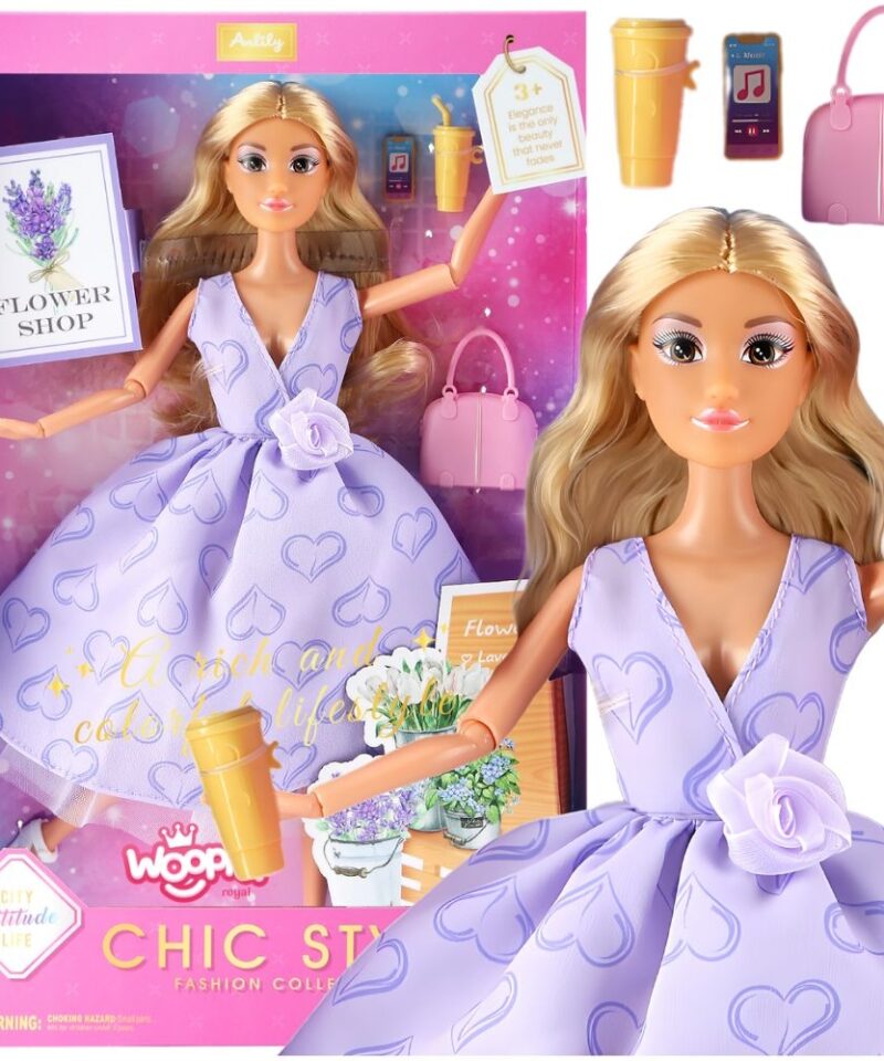 Kaunis nukukomplekt pikkade blondide juustega