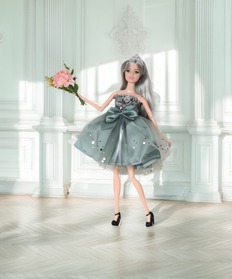 Nukk tiulkleidis, valmis ballile minema