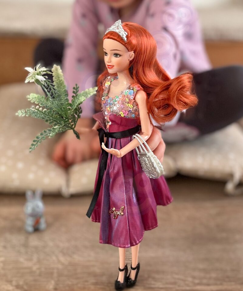 Nukukomplekt elegantses roosas kleidis