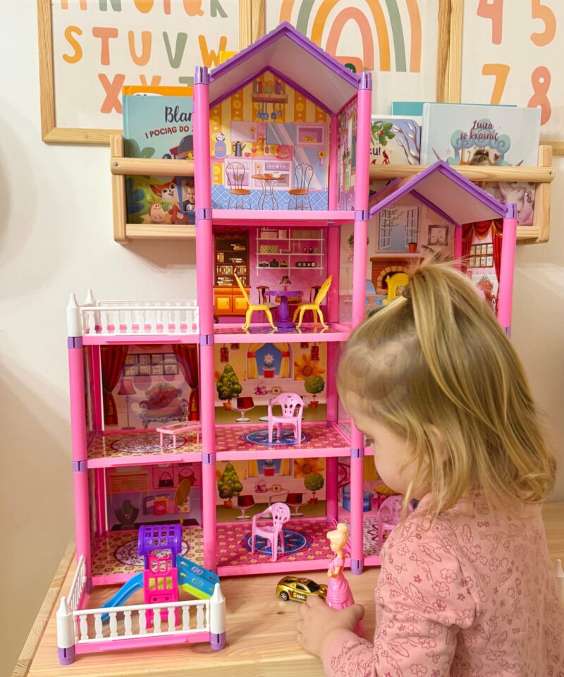 Nukukomplekt koos autodega