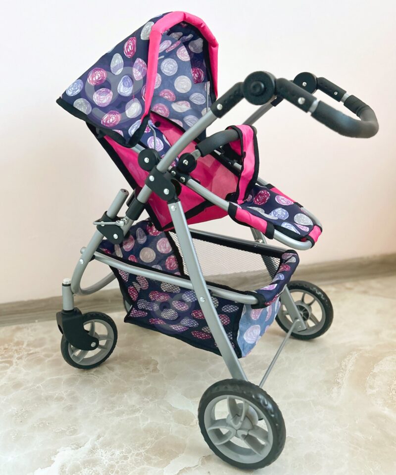 Kompaktne nuku vanker hoiustamiseks