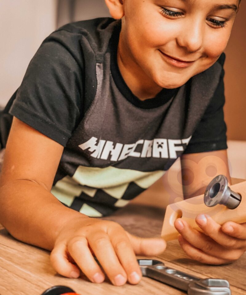 Realistlik mängukogemus tööriistadega