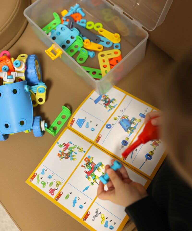 Loovust arendav mänguasi lastele