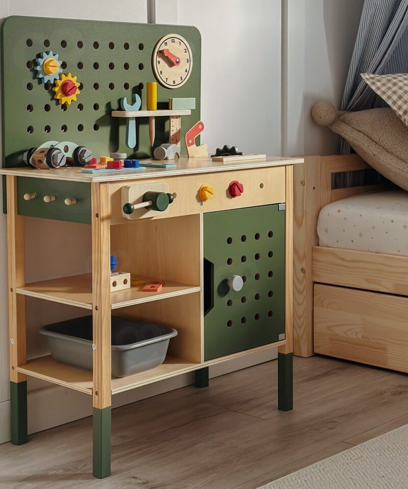 Lastele mõeldud tööriistakomplekt