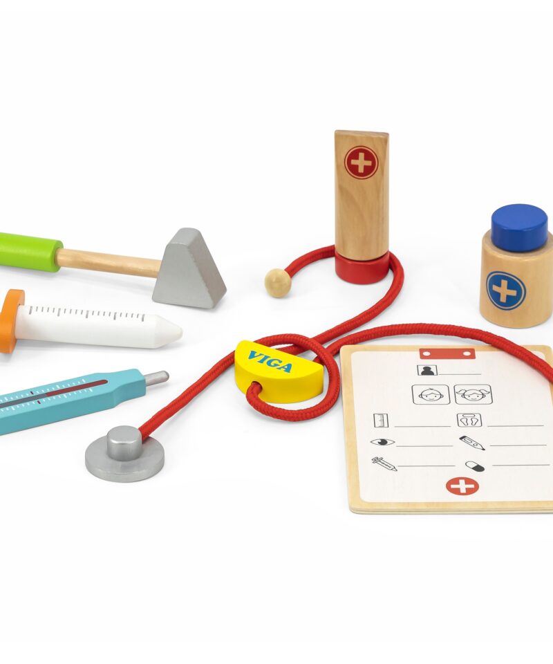 Lastele mõeldud puidust rollimäng