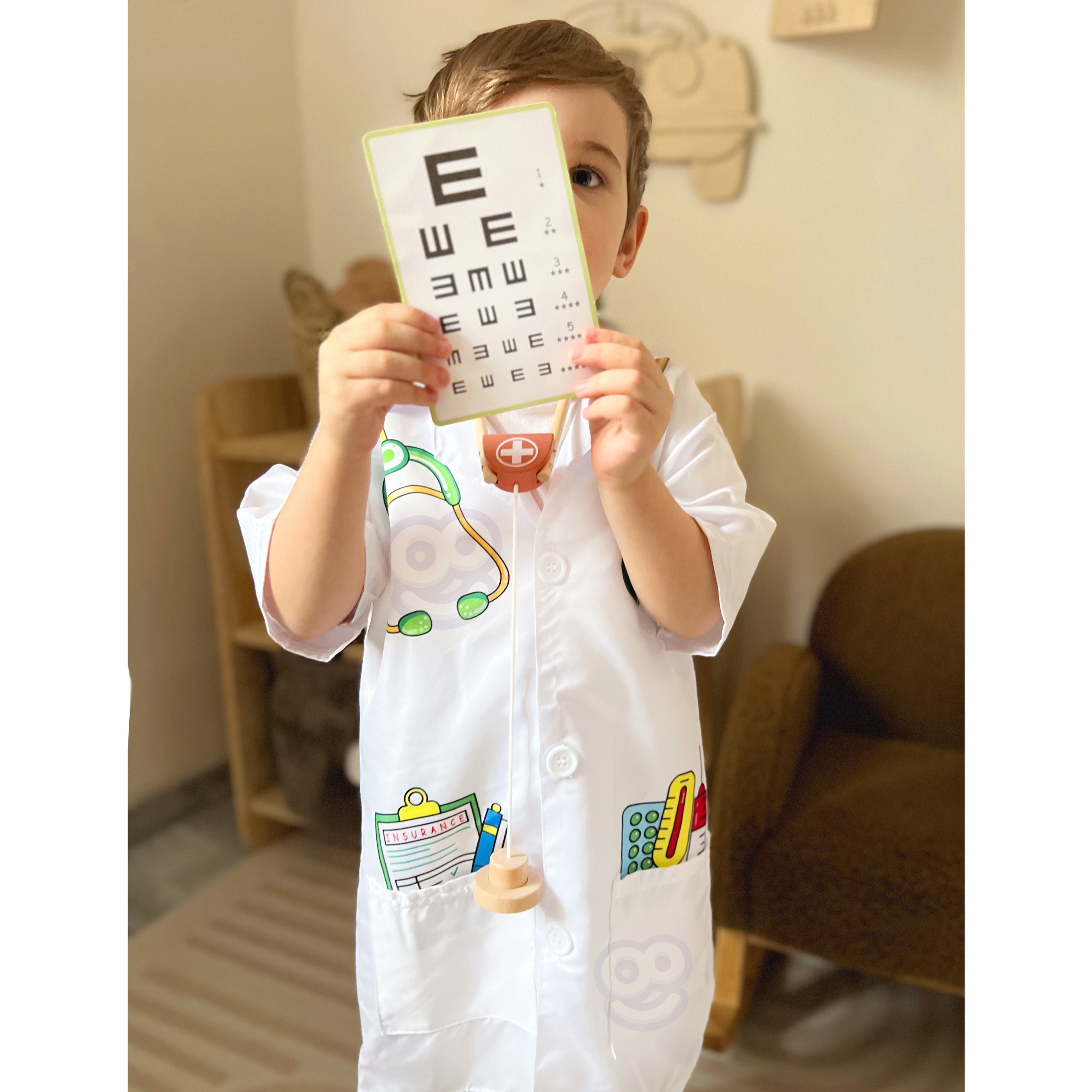 Arstikostüüm mahukate taskutega