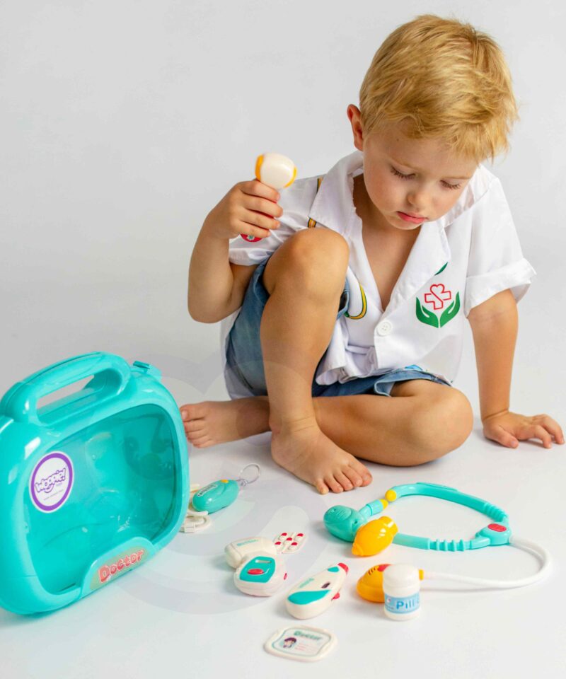 Valgus- ja heliefektidega arstikomplekt