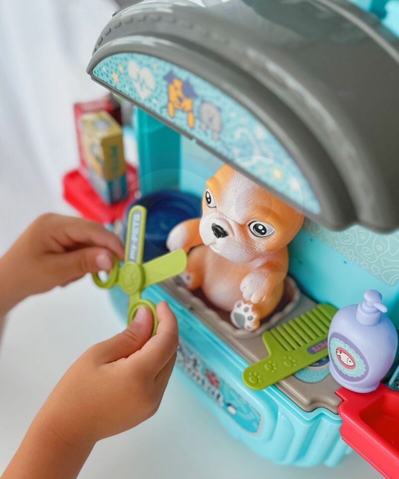 Arst-nukk ja loomakujukesed mängimiseks