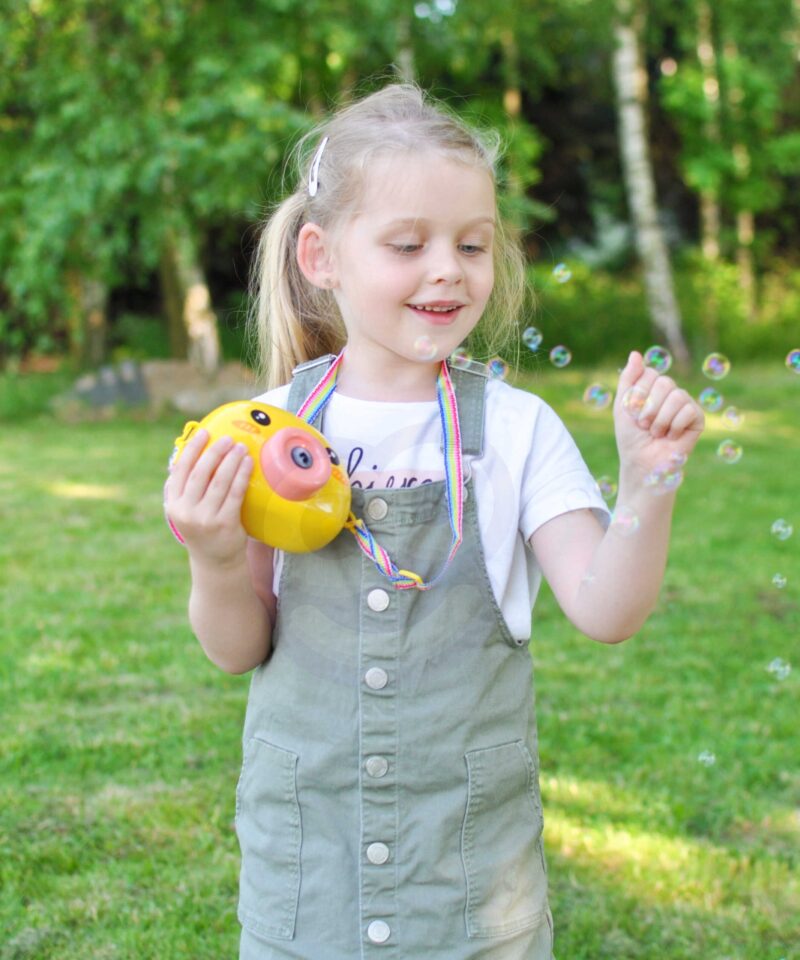 Laste mänguasi mullide ja muusikaga