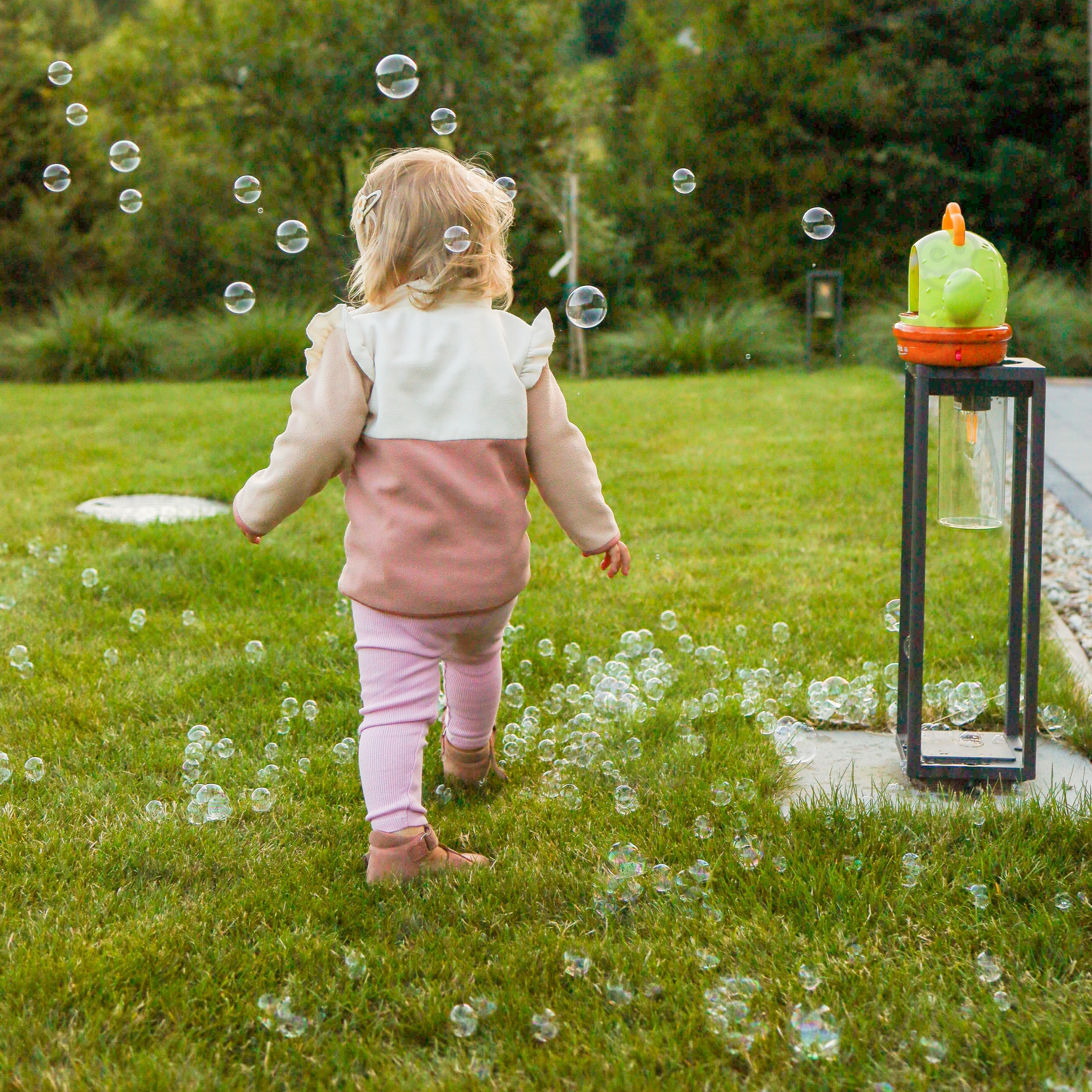 Värvikas mullimasin mängurõõmuks