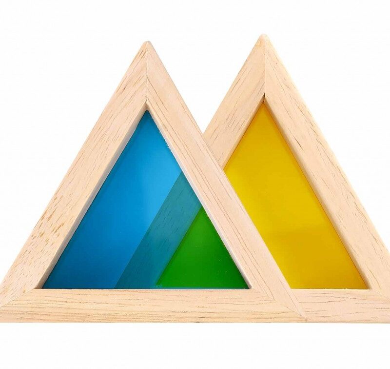 Värvilised puidust klotsid kodus ja lasteaias