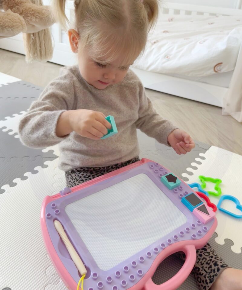 Joonistustahvel lastele kingituseks