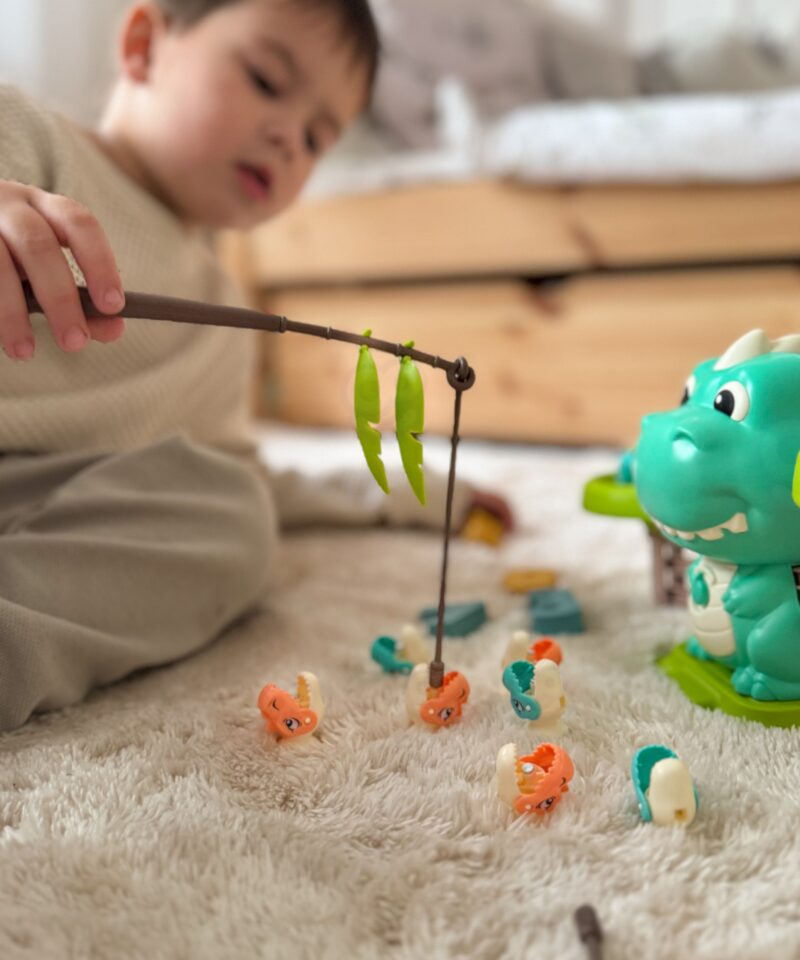 Dino-mäng loogilise mõtlemise arendamiseks