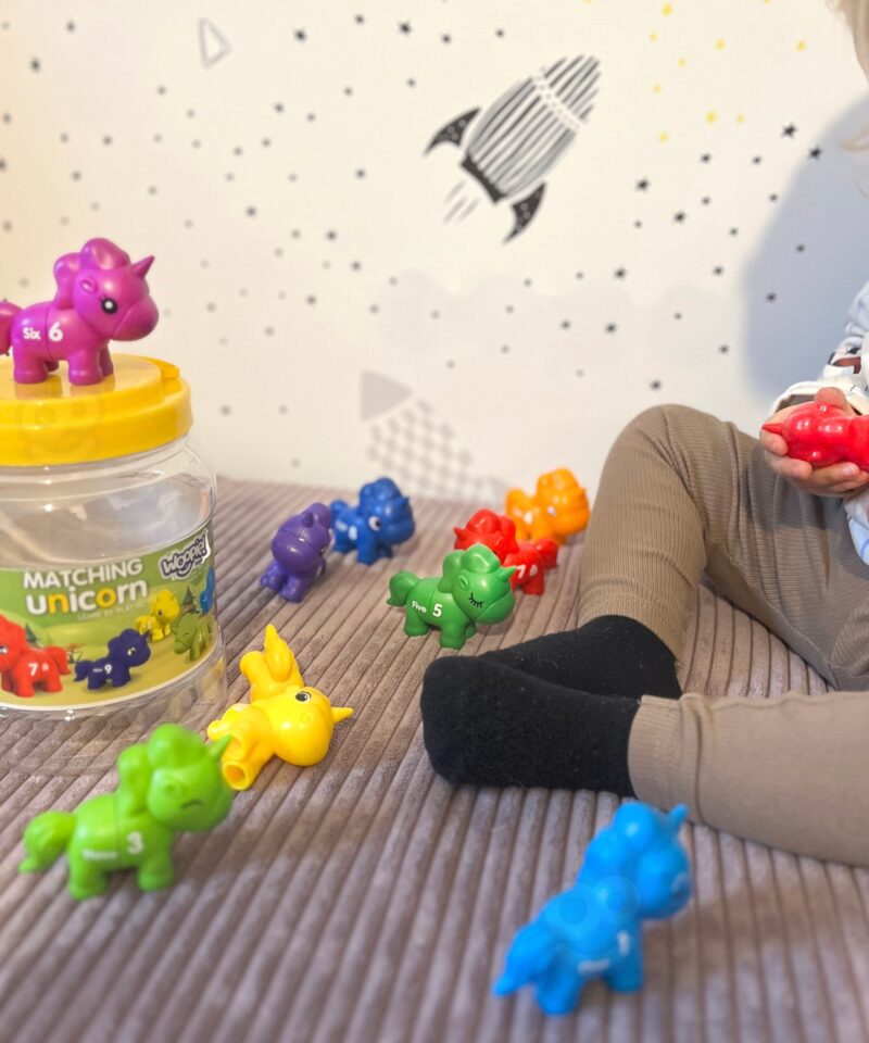 Arendab loogilist mõtlemist ja peenmotoorikat