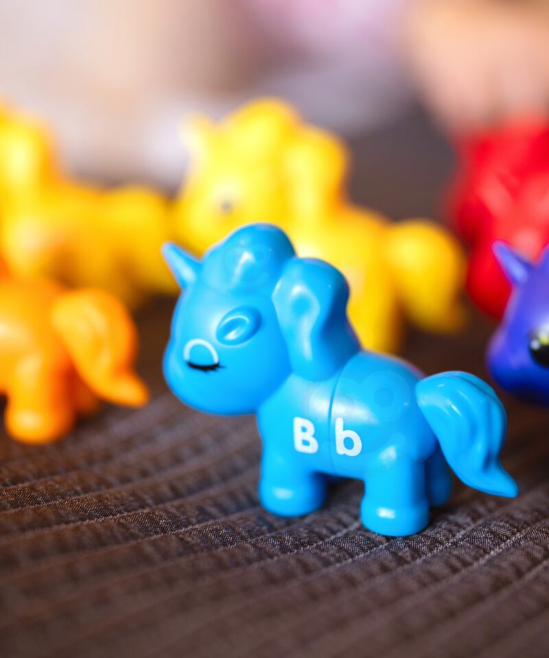 Õpetlik ükssarvikute komplekt