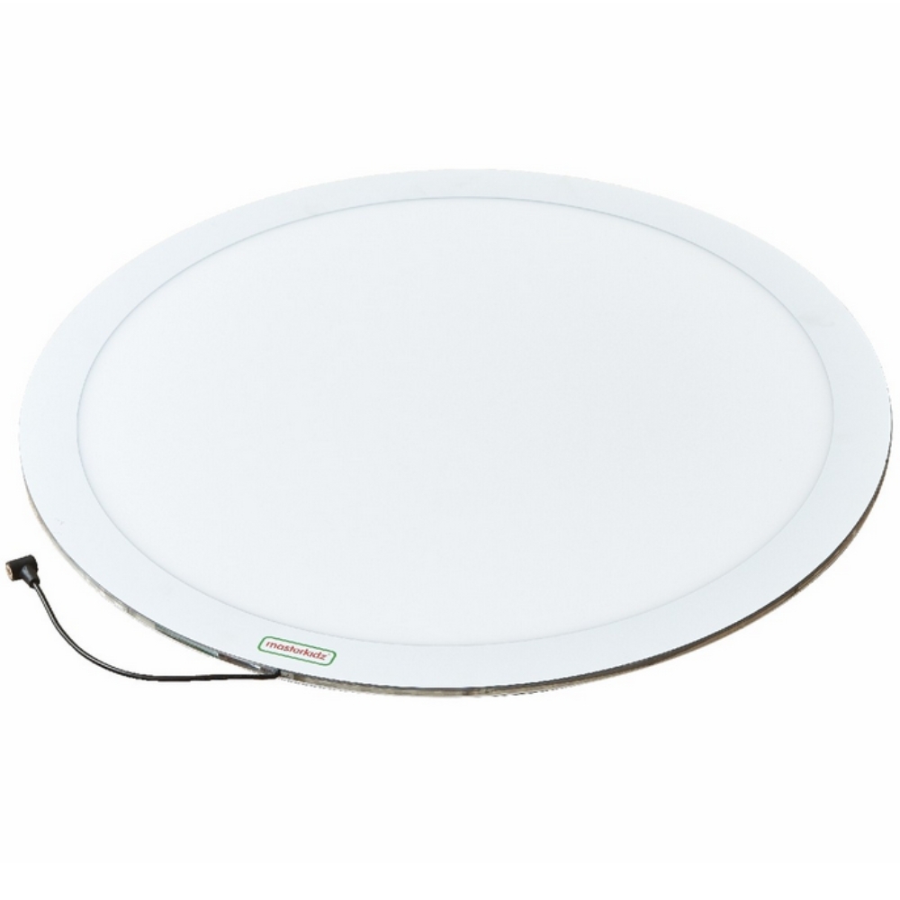 Ümmargune LED valguspaneel klassiruumis