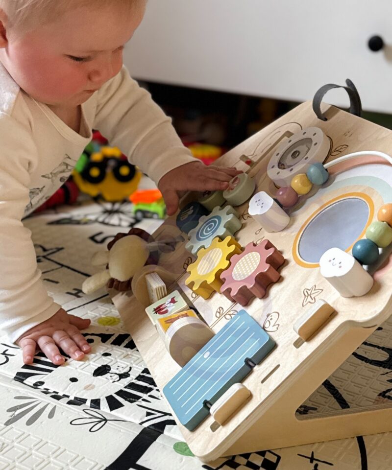 Värvilised hammasrattad ja labürint