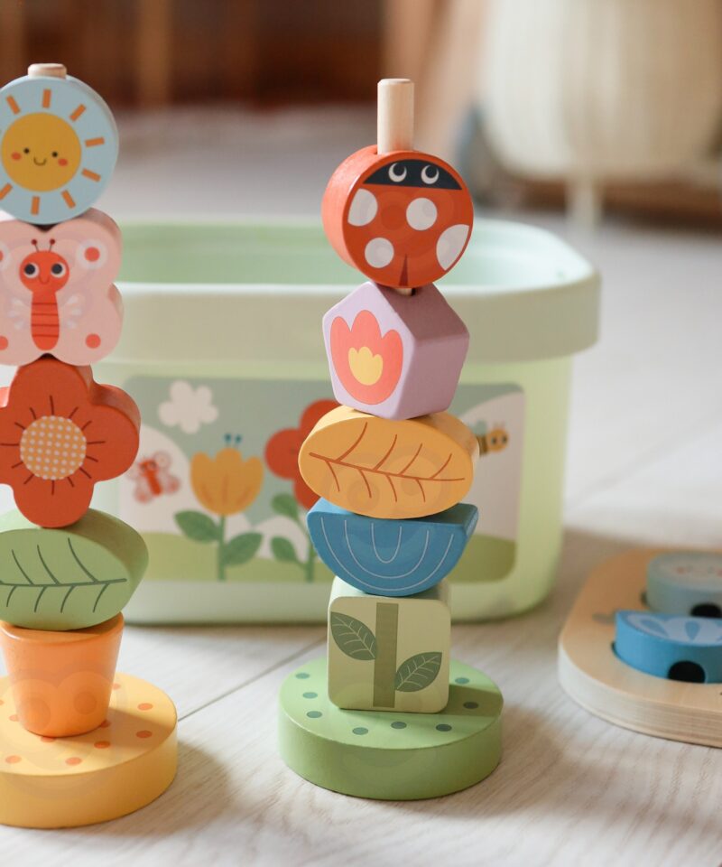 Hariduslik mängukomplekt värviliste kujudega