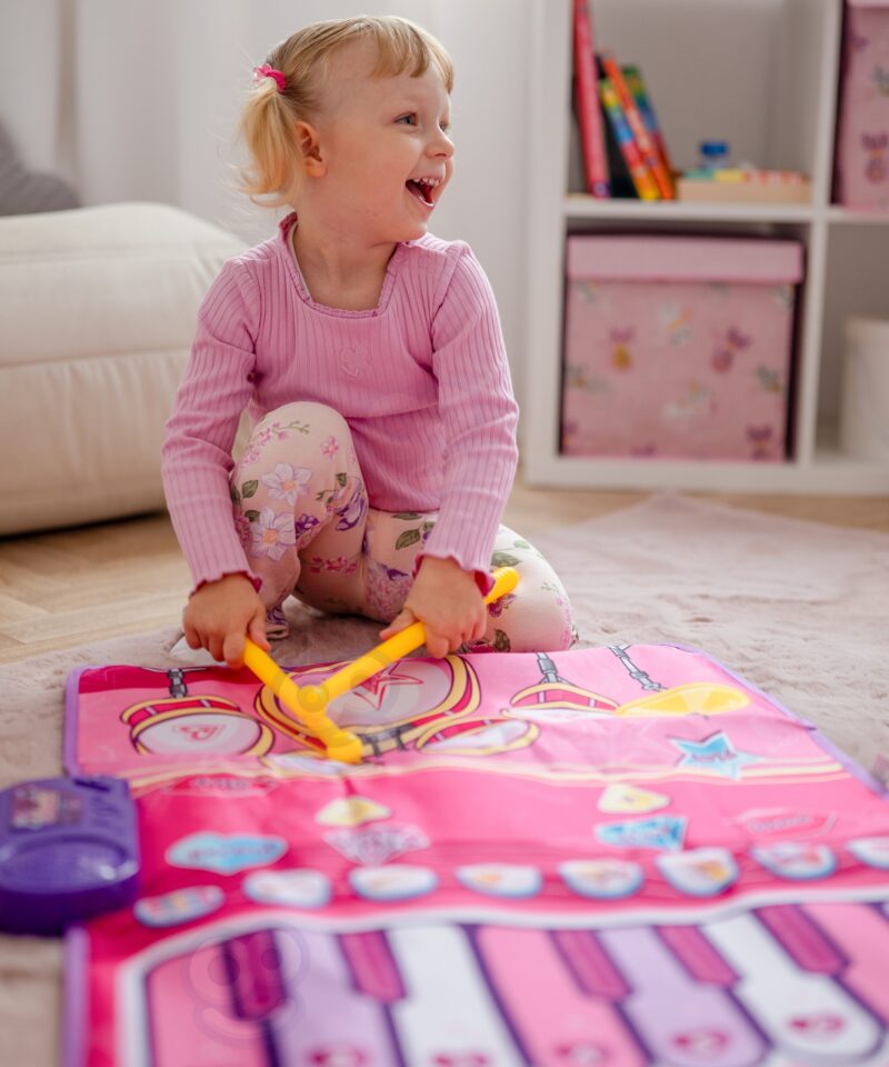 Laste muusikamatt klaveri ja trummidega