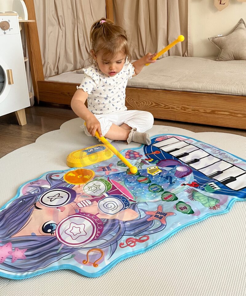 Lastele mõeldud interaktiivne mänguasi