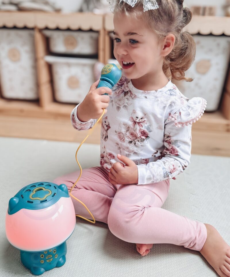 Lastele mõeldud värviline kõlar