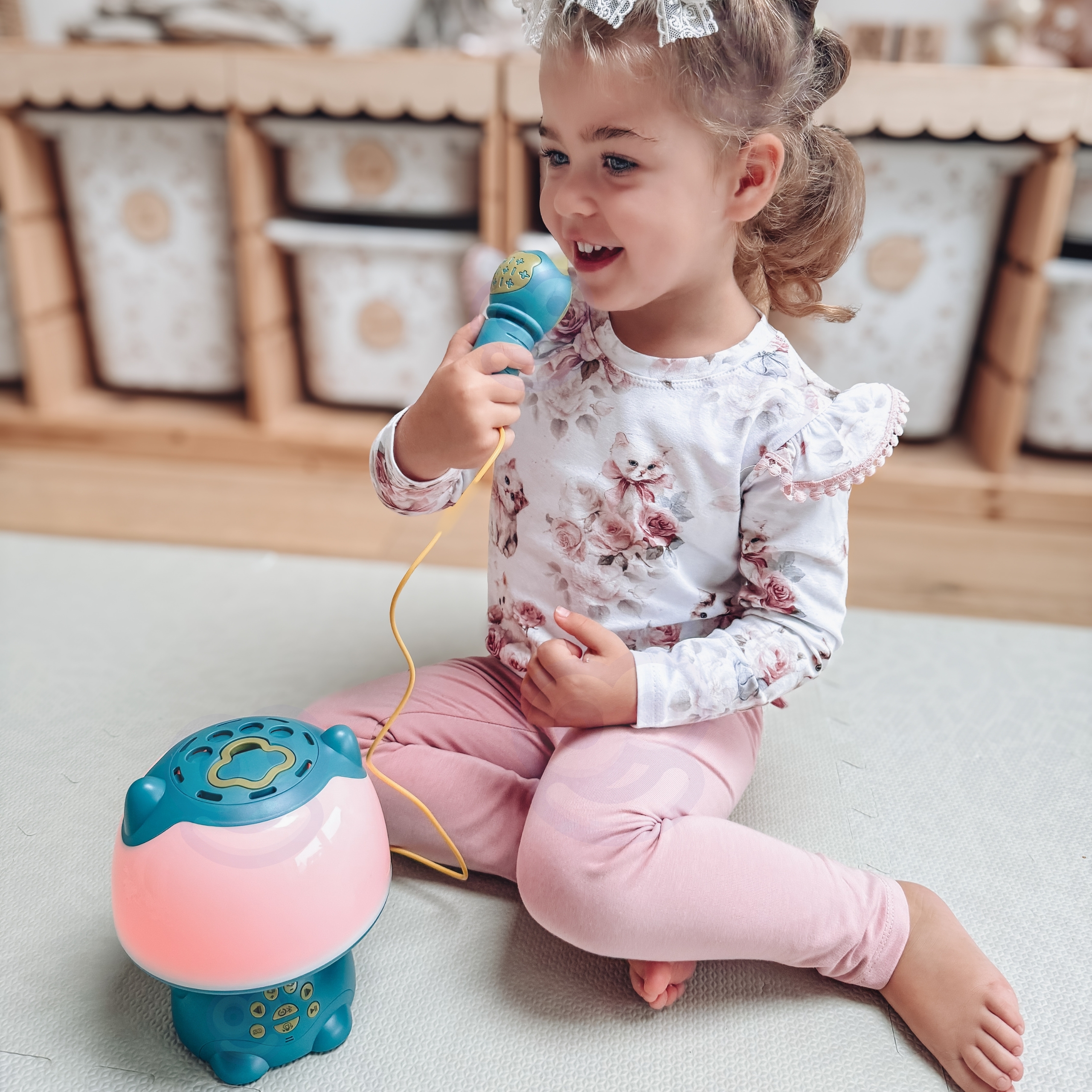 Lastele mõeldud värviline kõlar