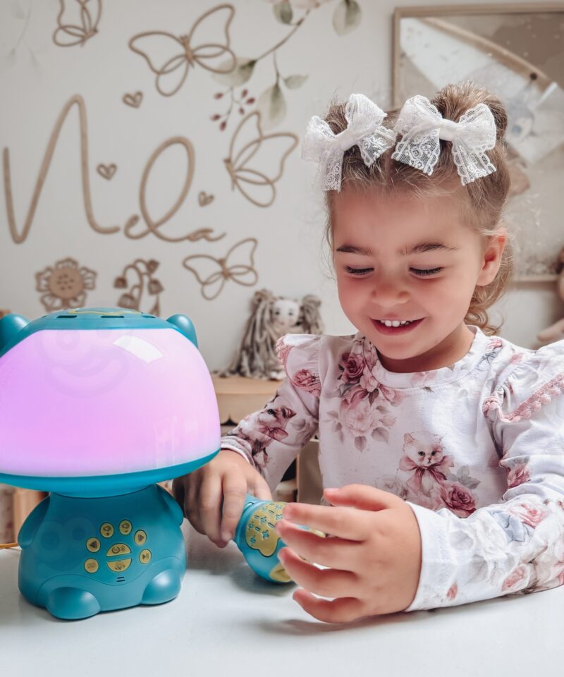 Muusikakõlar koos LED-valgustusega