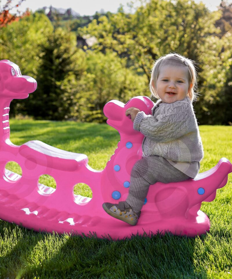 Kiikhobune siseruumidesse ja aeda