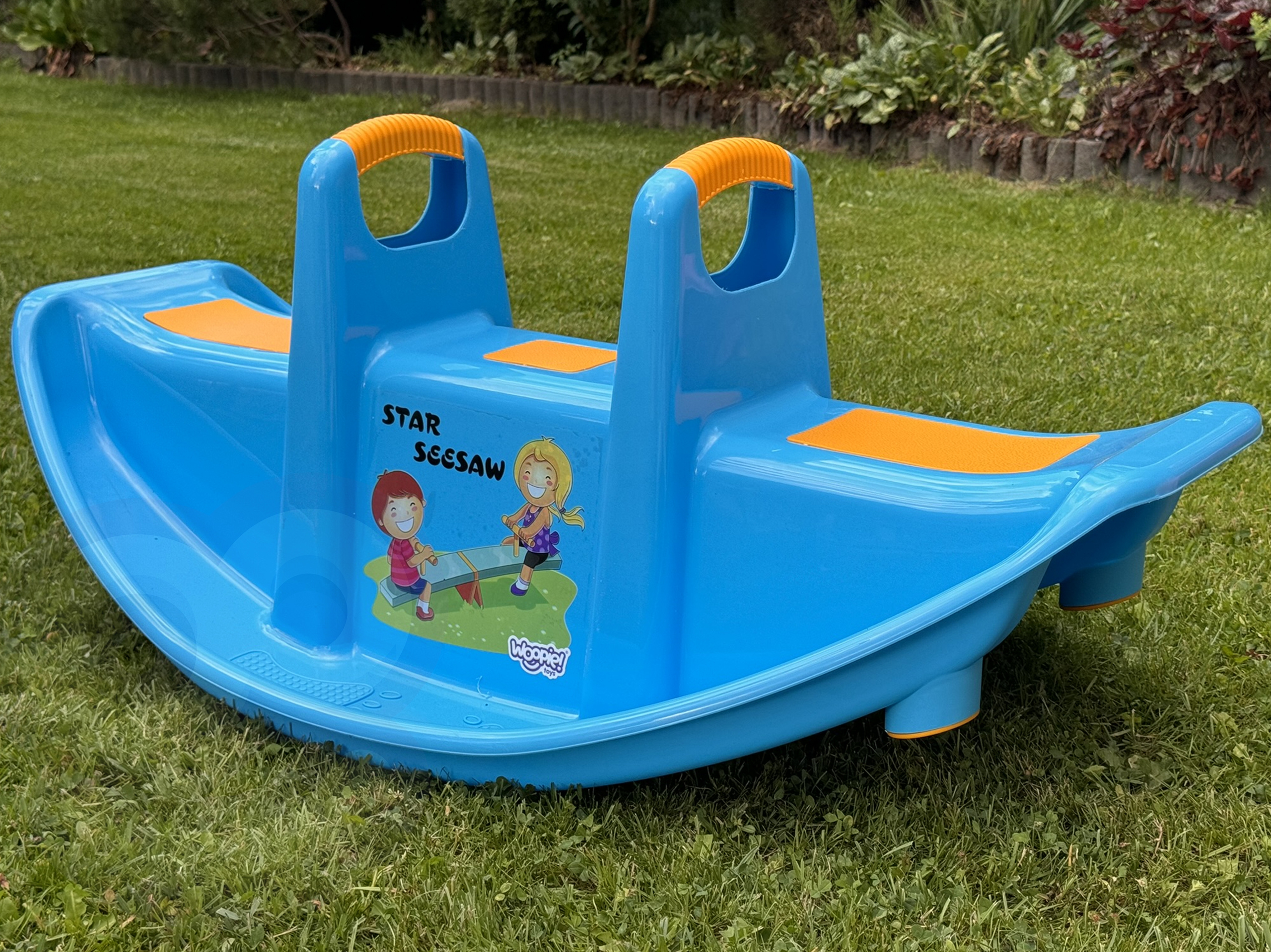 Lastele mõeldud tasakaalukiik kahele