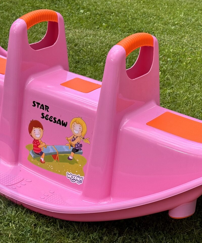 Värviline laste kiik