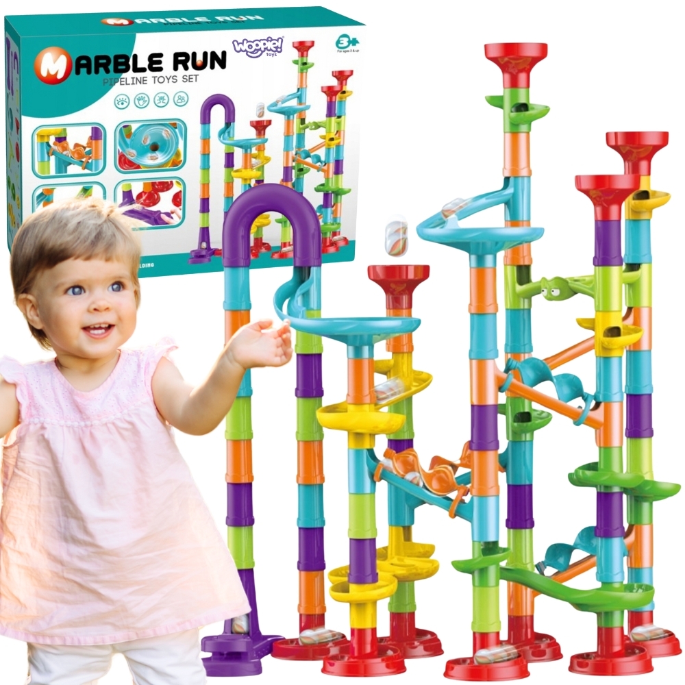 Lõbus värviline kuulirada lastele mängimiseks