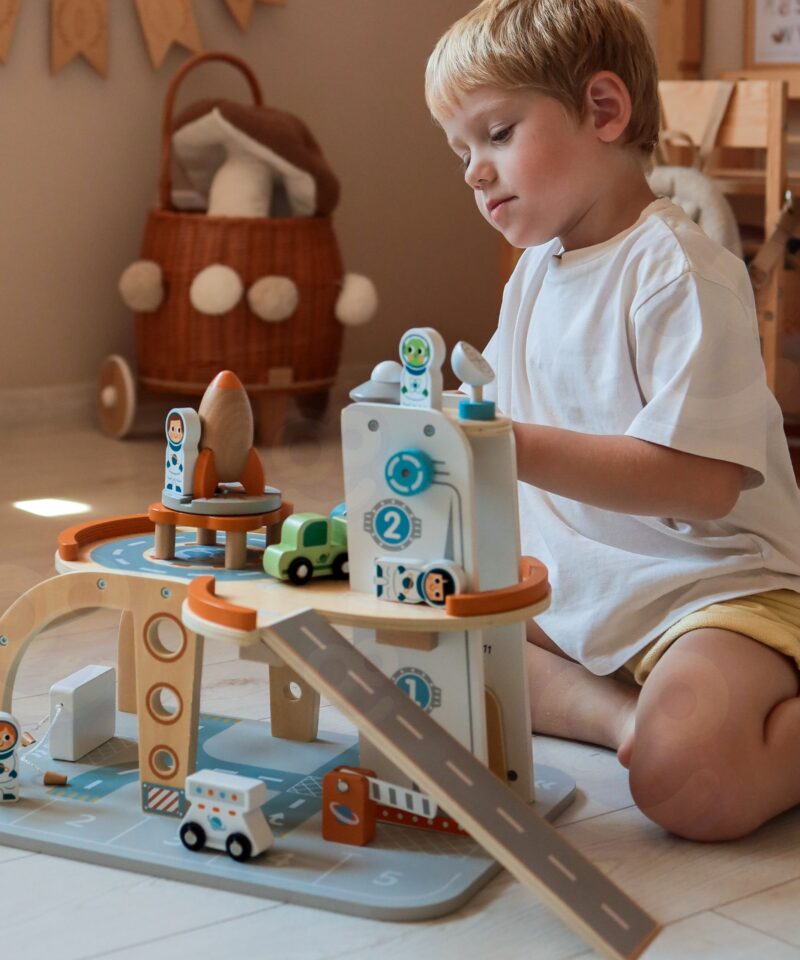 Kosmilise seikluse mängukomplekt