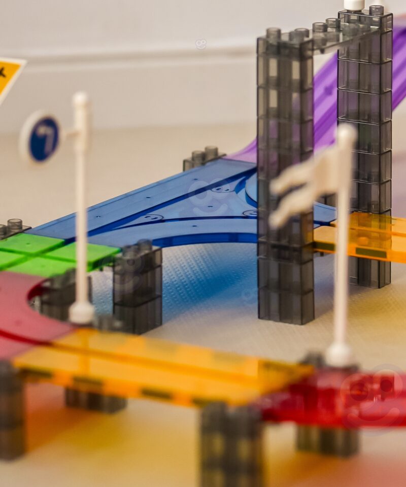 Kergesti ühendatavad magnetilised osad