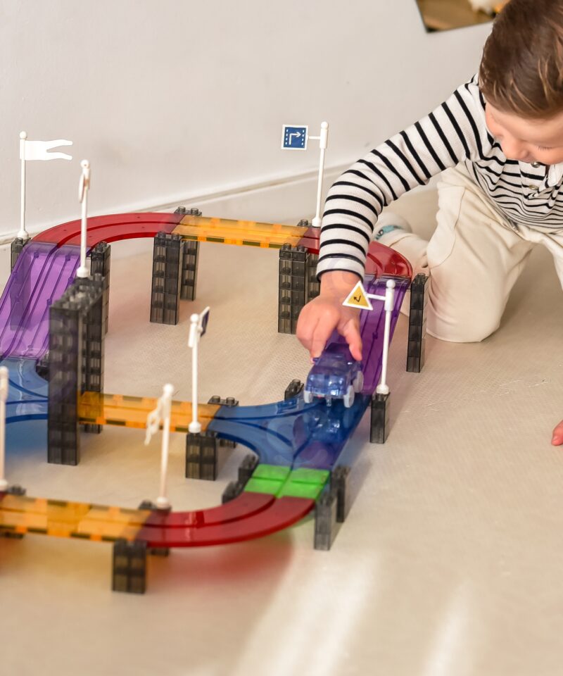 Kvaliteetne magnetiline mängurada lastele