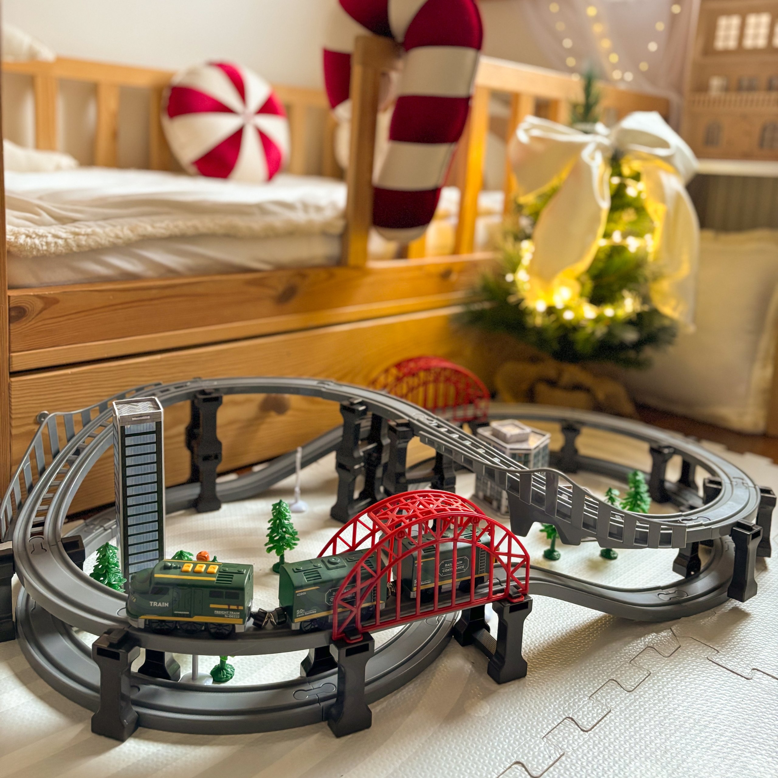 Laste rongikomplekt värviliste osadega