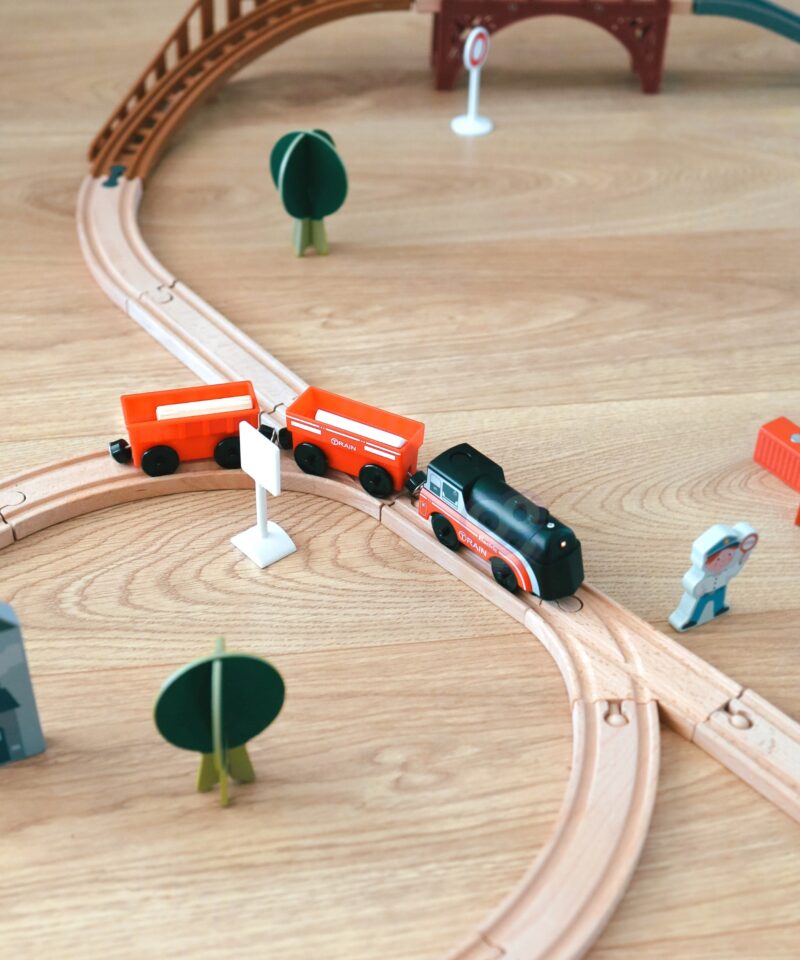 Elektriline rongikomplekt arendamiseks