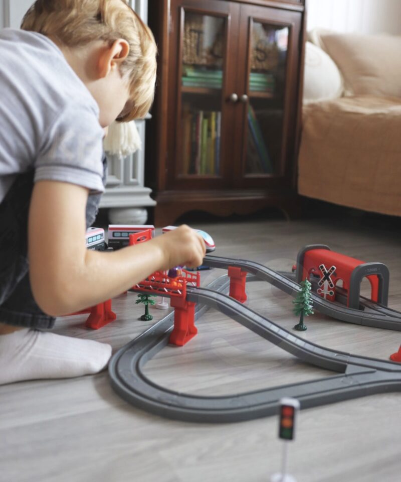 Arendav rongikomplekt lastele