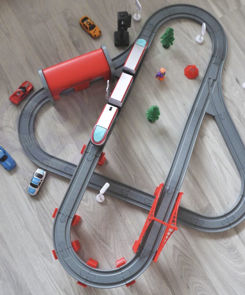 Kingituseks sobiv rongikomplekt