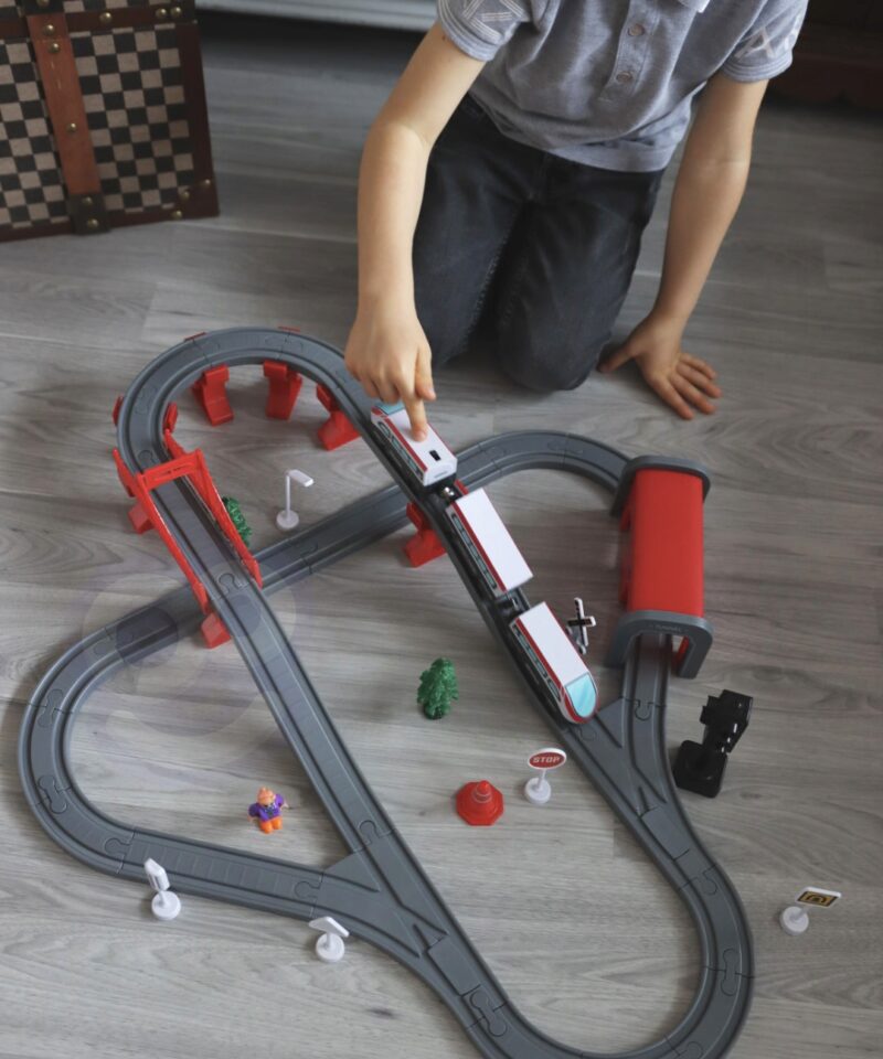 Kingituseks sobiv rongikomplekt