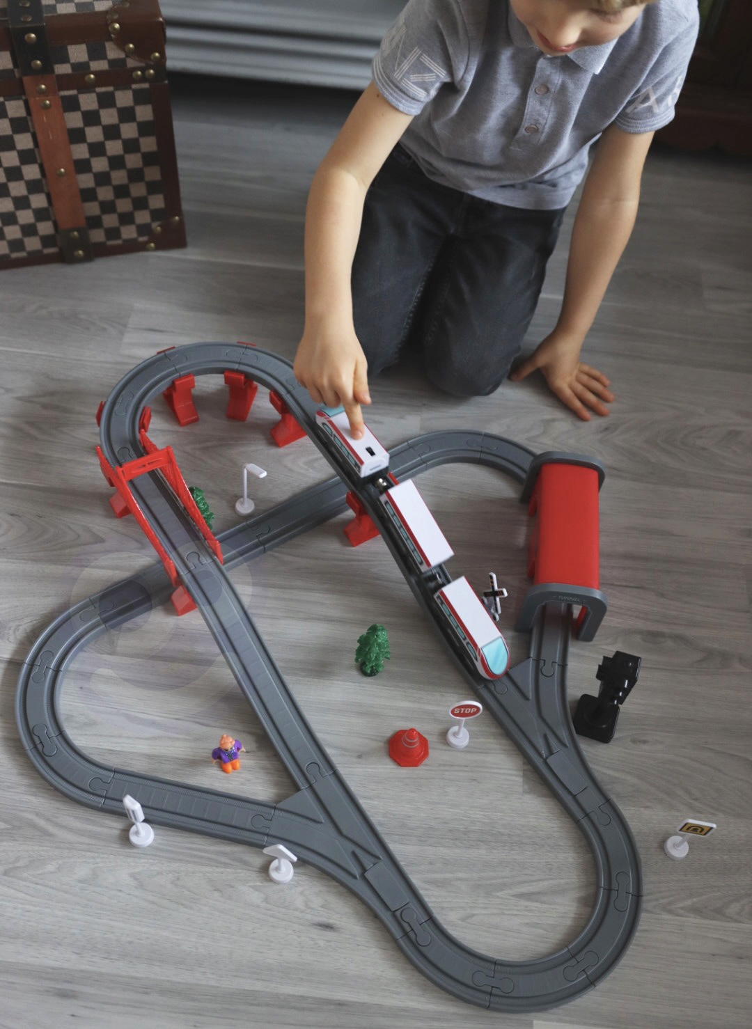 Kingituseks sobiv rongikomplekt