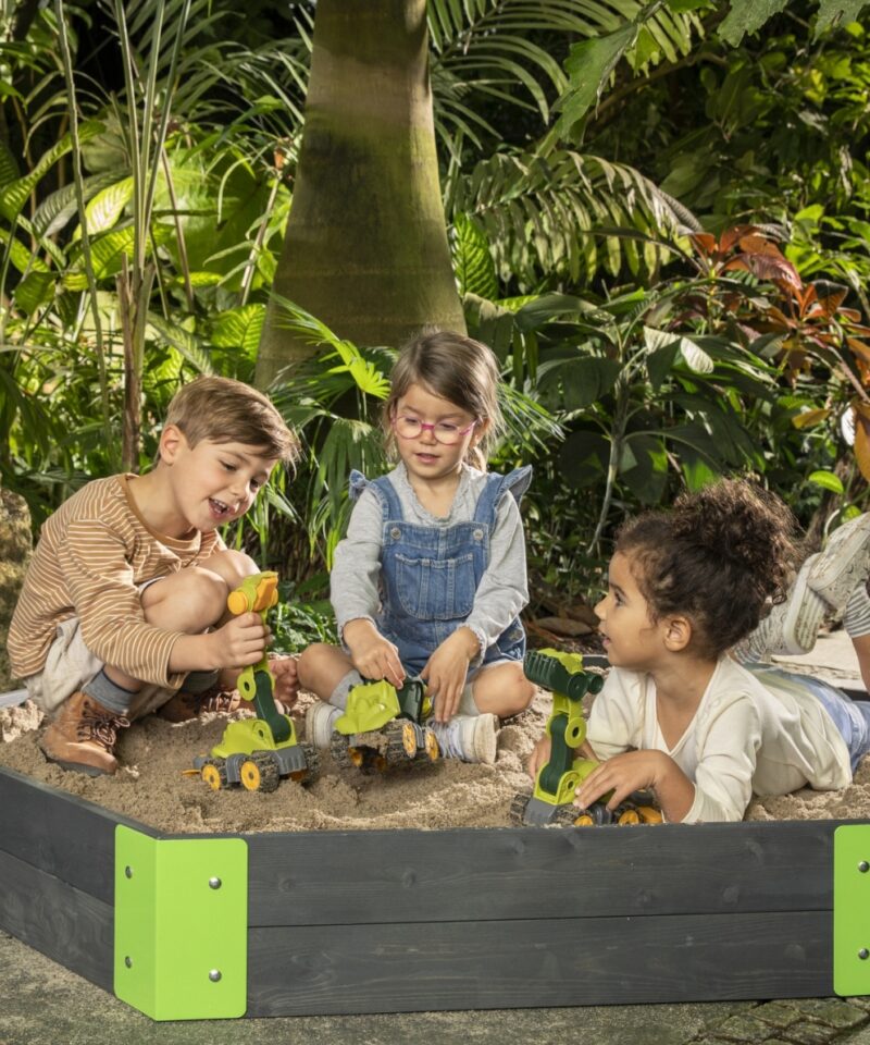 Pehmete ratastega dinosauruse auto