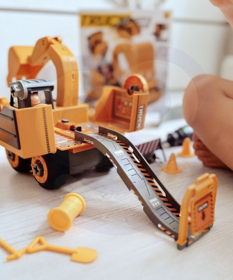 Ehituskomplekti osad ja tarvikud