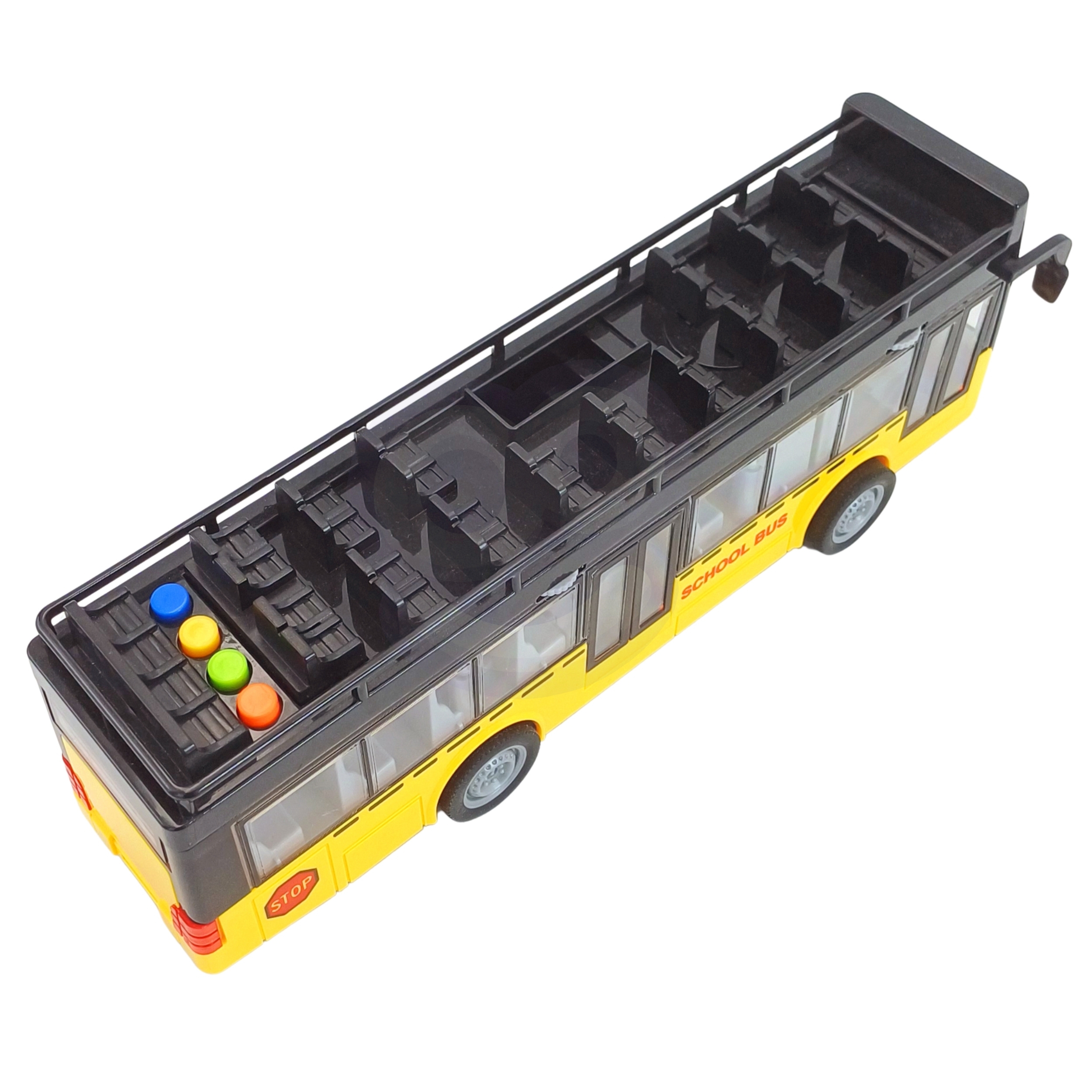 Sinine tuli mängubussi sees